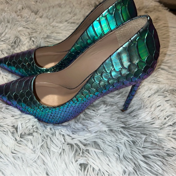 Steve Madden Chromorphous Snakeskin Heels - Picture 9 of 11